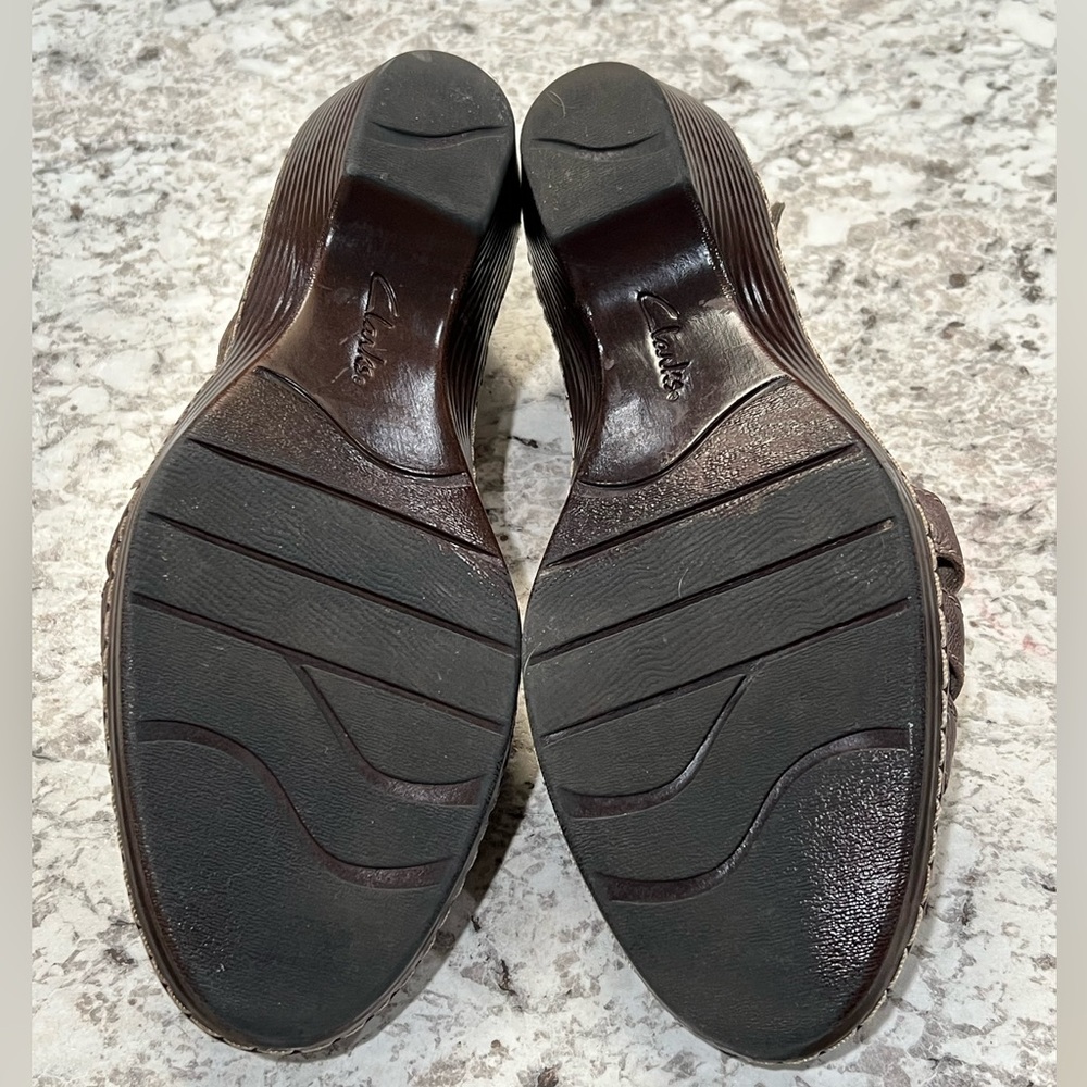 Womens Clark Sandals Size 9 Metallic Shoes - Picture 3 of 4